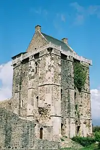 Saint-Sauveur-le Vicomte (fortress)