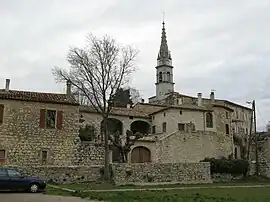 The church and surrounding buildings in Saint-André-de-Cruzières