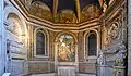 General view with the altar and the tombs