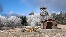 Observation tower and Pötzschner hut from the south