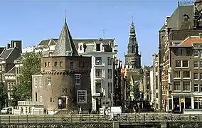 The Schreierstoren as seen from the Oosterdok with in the background the Oude Kerkstoren.