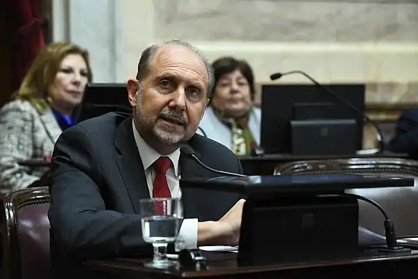 Senado debate IVE - 8 ago 2018 80.jpg