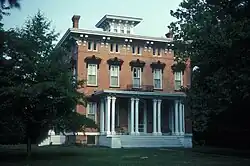 Benjamin House