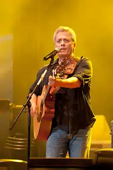 Shlomo Artzi in concert, 2010