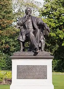 Statue of Sir Francis Powell