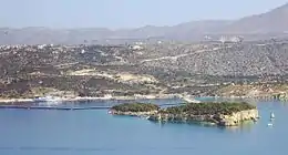 Image 20The islet of Leon, on the left, next to the larger islet of Souda, within Souda bay (from List of islands of Greece)