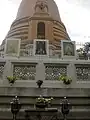 Statue of King Rama IV in a niche at Wat Bowonniwet