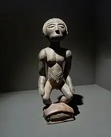 Sub-Saharian African (in this case produced by the Holoholo people) - Statuette of a woman, 19th or early 20th centuries, wood, Ethnological Museum of Berlin, Germany