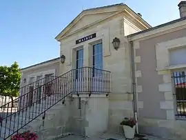 The town hall in Saint-Caprais-de-Blaye