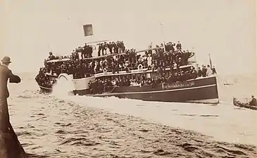 A lightly loaded Narrabeen, 1890s