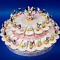 Favor Cake with 40 carton boxes with Minnie Mouse and Daisy Duck figurines, for birthday or Christening