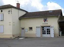 The town hall in Tarsac