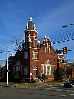 Image 31Temple B'Nai Sholom in Huntsville, established in 1876. It is the oldest synagogue building in continuous use in the state. (from Alabama)