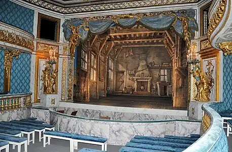 The Queen's Theater