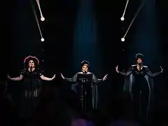 The Mamas singing