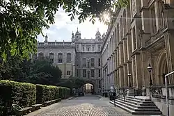 King's College London