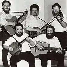 Ciarán Bourke, Luke Kelly, John SheahanBarney McKenna, Ronnie Drew