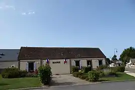 The town hall in Le Thieulin