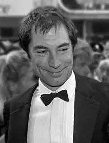 Timothy Dalton  (1987–89)