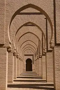 Pointed horseshoe arches in the prayer hall