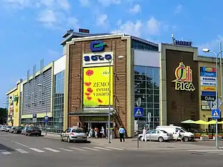 'Solo' shopping centre