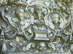 Detail on the tomb of George Foulis, laird of Ravilstoun (d. 1633) and his wife, Jane Bannatyne