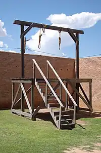 2007 Replica gallows