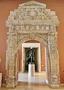 This door of the former Capitole was built in 1553 by Guiraud Mellot at the request of the capitouls, it was the entrance to the Hall of the Grand Consistory of the Capitole. Today it can be seen in the Louvre Museum in Paris.