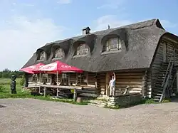 Trahter Birgit restaurant in Hälvati