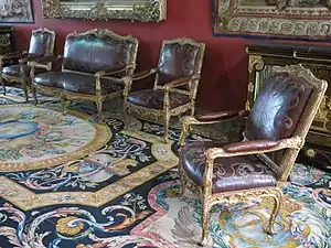 Sofa and armchairs  "a la reine" (1710–20), Louvre Museum