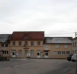 The town hall in Uriménil