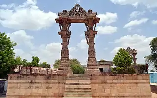 Kirti Toran
