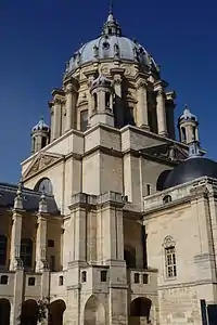 Crossing and dome from the southeast