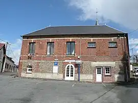 The town hall in Valdampierre