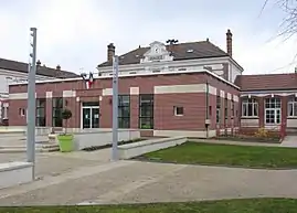 The town hall in Varennes-sur-Seine