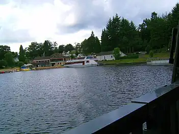 Small port and leisure facilities on the lakeside at Auphelle