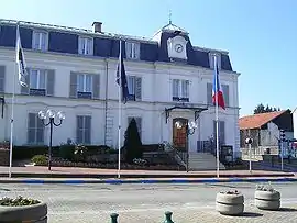 Vaujours town hall