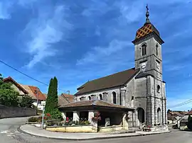 The church and wash house in Vellevans