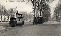 The Sèvres Versailles tramway serving Paris Avenue in the early 20th century (after electrification in 1913), now replaced by the RATP bus line 171.