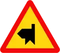 207l: Road junction with priority