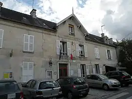 The town hall in Vieux-Moulin