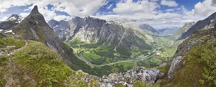 Romsdalshornet, Trollveggen across the valley.