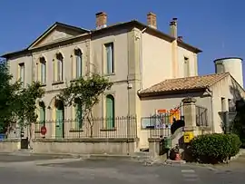 The town hall in Villevieille