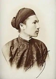 Emperor Hàm Nghi wearing a turban