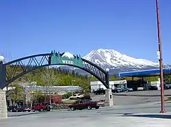 Entrance to Weed in 2004, with Mount Shasta in the background.