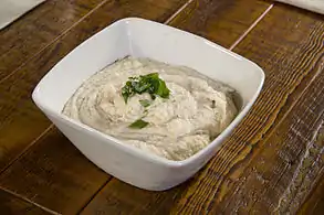 Bean dip prepared with white beans