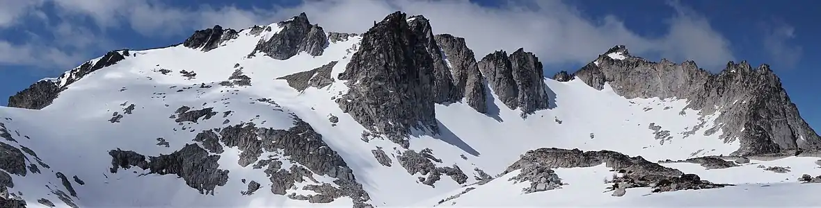 Witches Tower centered, Dragontail Peak to right