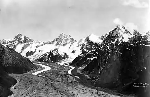 Castle Peak (right), with Kuskulana Glacier. 1924