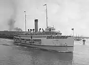 Wrigley's steamship the Catalina leaving the Los Angeles docks, 1924