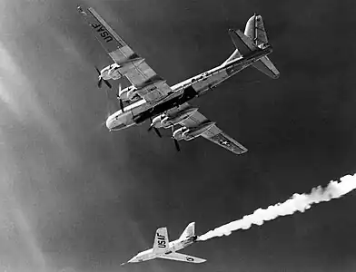 The X-2 (46-674) drops from its B-50 launch aircraft.
